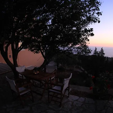 Appartamento Iliobasilema & *